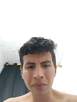 Snapshot of Velk_hot chatting on 12.22.24 Velk hot online show from 12.22.24