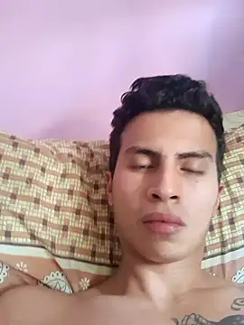 Snapshot of Velk_hot chatting on 02.01.25 Velk hot online show from 02.01.25