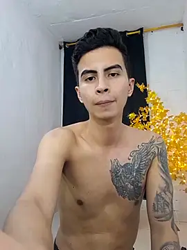 Snapshot of Velk_hot chatting on 03.16.25 Velk hot online show from 03.16.25