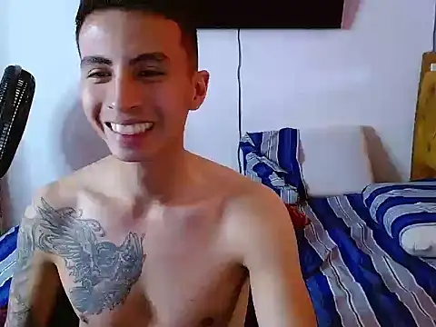Snapshot of Velk_hot chatting on 06.06.26 Velk hot online show from 06.06.26