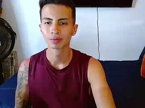 Snapshot of Velk_hot chatting on 07.15.26 Velk hot online show from 07.15.26