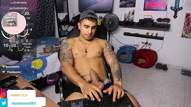 cJuan111 online show from 02.20.25