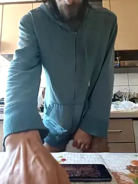 Snapshot of vulpe8400 chatting on 09.21.25 vulpe8400 online show from 09.21.25