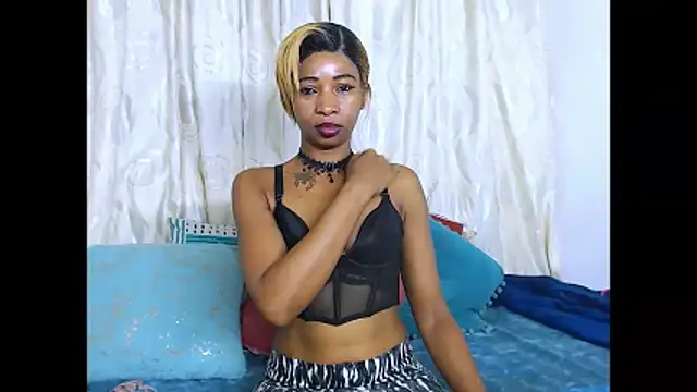 Snapshot of SasyyLissaa chatting on 11.12.25 SasyyLissaa online show from 11.12.25