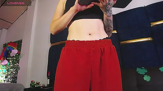 Snapshot of fulfill_fantasies1 chatting on 03.17.25 fulfill fantasies1 online show from 03.17.25