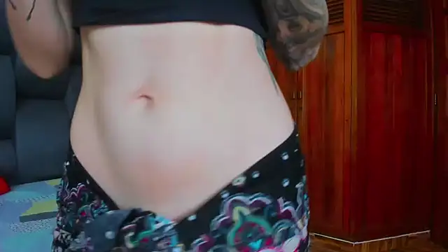 Snapshot of fulfill_fantasies1 chatting on 11.25.25 fulfill fantasies1 online show from 11.25.25