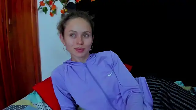 Snapshot of fulfill_fantasies1 chatting on 11.30.25 fulfill fantasies1 online show from 11.30.25