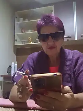 Ely Elenita online show from 09.22.25