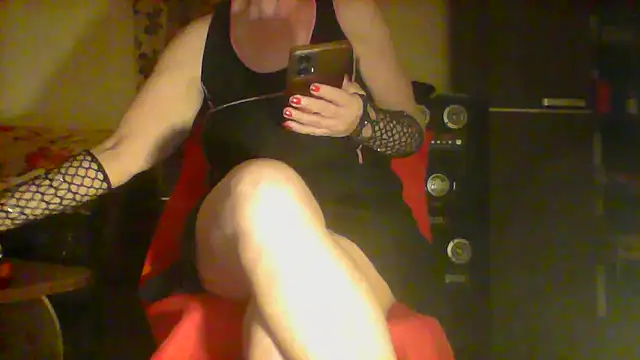 Ely Elenita online show from 04.28.26