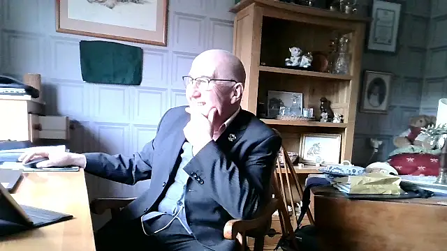 Snapshot of Adamdaddybear chatting on 01.24.25 Adamdaddybear online show from 01.24.25