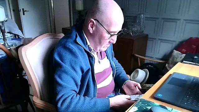 Snapshot of Adamdaddybear chatting on 02.03.25 Adamdaddybear online show from 02.03.25