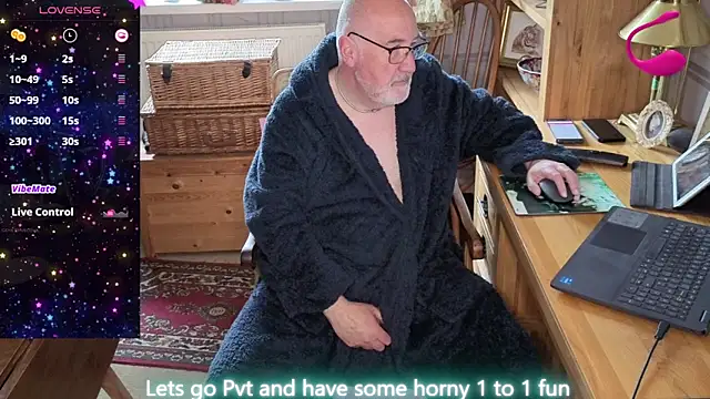 Adamdaddybear online show from 04.28.26