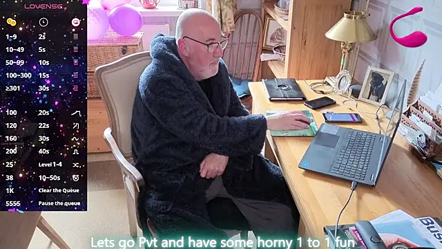 Adamdaddybear online show from 06.17.26