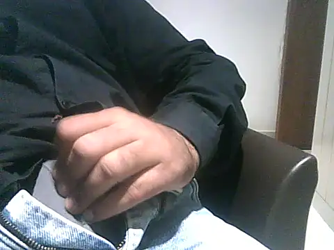 Snapshot of cryptoman1119 chatting on 12.03.25 cryptoman1119 online show from 12.03.25