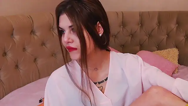 evelonel online show from 11.15.25