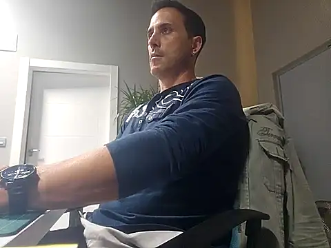 Lucas   81 online show from 10.27.25