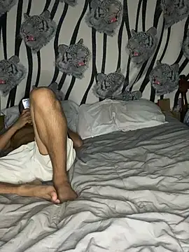 Snapshot of Romax2 chatting on 01.23.25 Romax2 online show from 01.23.25