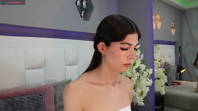 CuteAri online show from 09.21.25