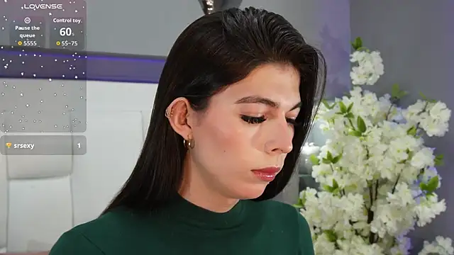 CuteAri online show from 09.28.25