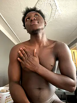 Snapshot of Festivitiesking1 chatting on 09.17.25 Festivitiesking1 online show from 09.17.25