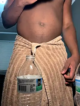 Snapshot of Festivitiesking1 chatting on 12.16.25 Festivitiesking1 online show from 12.16.25