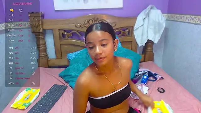 Angelica Blue online show from 09.17.25