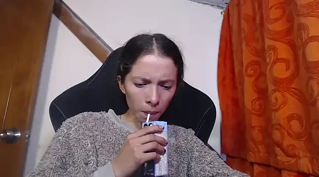 sweetdam12 online show from 02.04.25