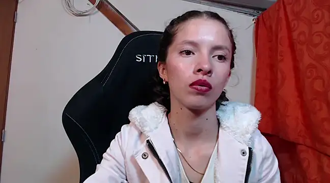 sweetdam12 online show from 03.03.25