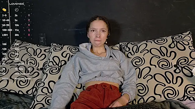 sweetdam12 online show from 10.17.25