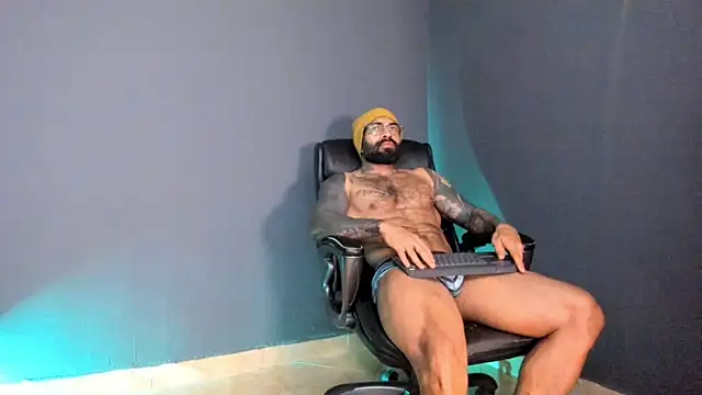 Brock hurn1 online show from 02.19.25