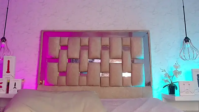 GigiVolkova online show from 02.02.25