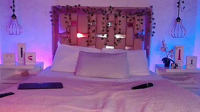 GigiVolkova online show from 09.15.25