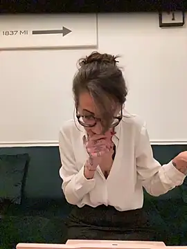 Thunder-Cunt online show from 10.21.25