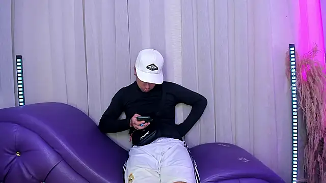 Yourslust  online show from 02.08.26