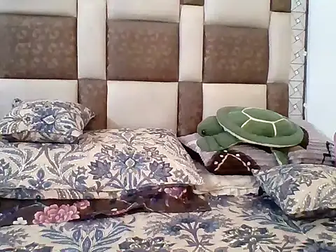 Snapshot of Indian_korean chatting on 09.16.25 Indian korean online show from 09.16.25