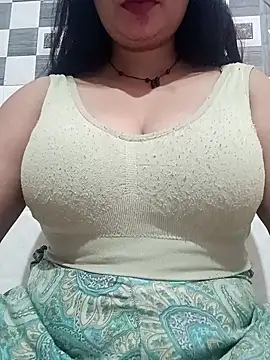 cute-mahek online show from 05.02.26