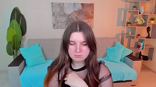 Snapshot of BonneyLove chatting on 12.02.25 BonneyLove online show from 12.02.25