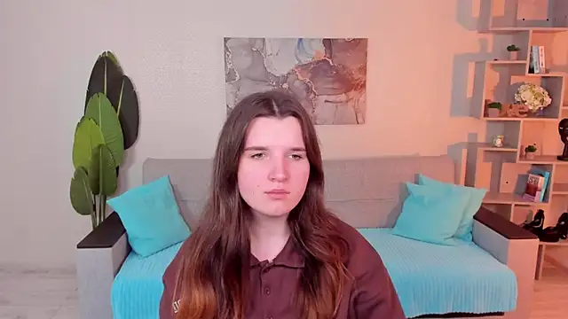 Snapshot of BonneyLove chatting on 12.04.25 BonneyLove online show from 12.04.25