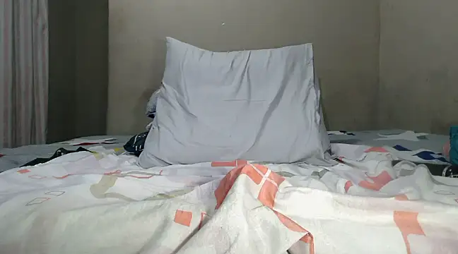 WetwetPussy31 online show from 03.05.25