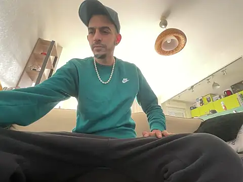 Rebeu313 online show from 01.24.25