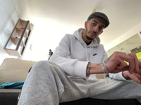 Rebeu313 online show from 03.05.25