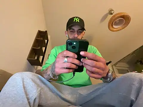 Rebeu313 online show from 03.17.25