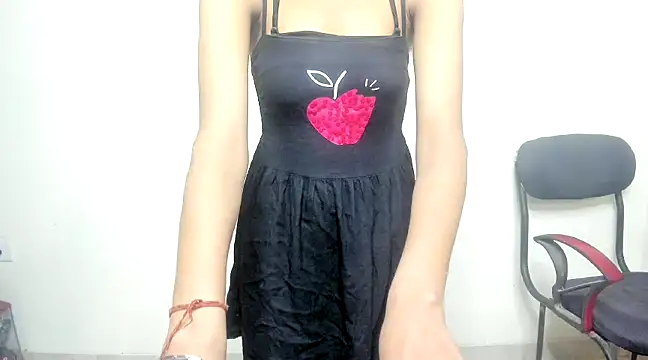 Snapshot of Trisha_Babyy chatting on 02.13.25 Trisha Babyy online show from 02.13.25