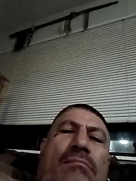 Snapshot of B_DOGG69 chatting on 02.26.25 B DOGG69 online show from 02.26.25