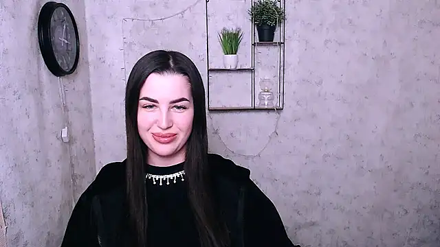 Snapshot of DivaKaily_ chatting on 12.07.24 DivaKaily  online show from 12.07.24