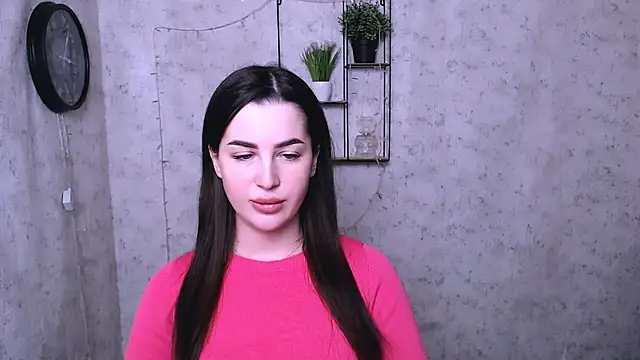 Snapshot of DivaKaily_ chatting on 12.14.24 DivaKaily  online show from 12.14.24