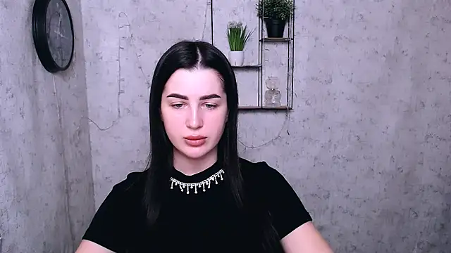 Snapshot of DivaKaily_ chatting on 02.01.25 DivaKaily  online show from 02.01.25