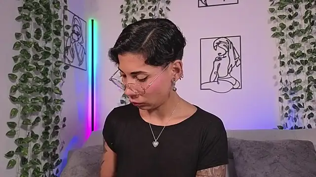 MiaMorgan  online show from 06.26.26