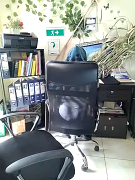 Snapshot of NAJWA-ARAB chatting on 01.23.25 NAJWA-ARAB online show from 01.23.25