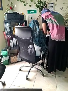 Snapshot of NAJWA-ARAB chatting on 03.12.25 NAJWA-ARAB online show from 03.12.25